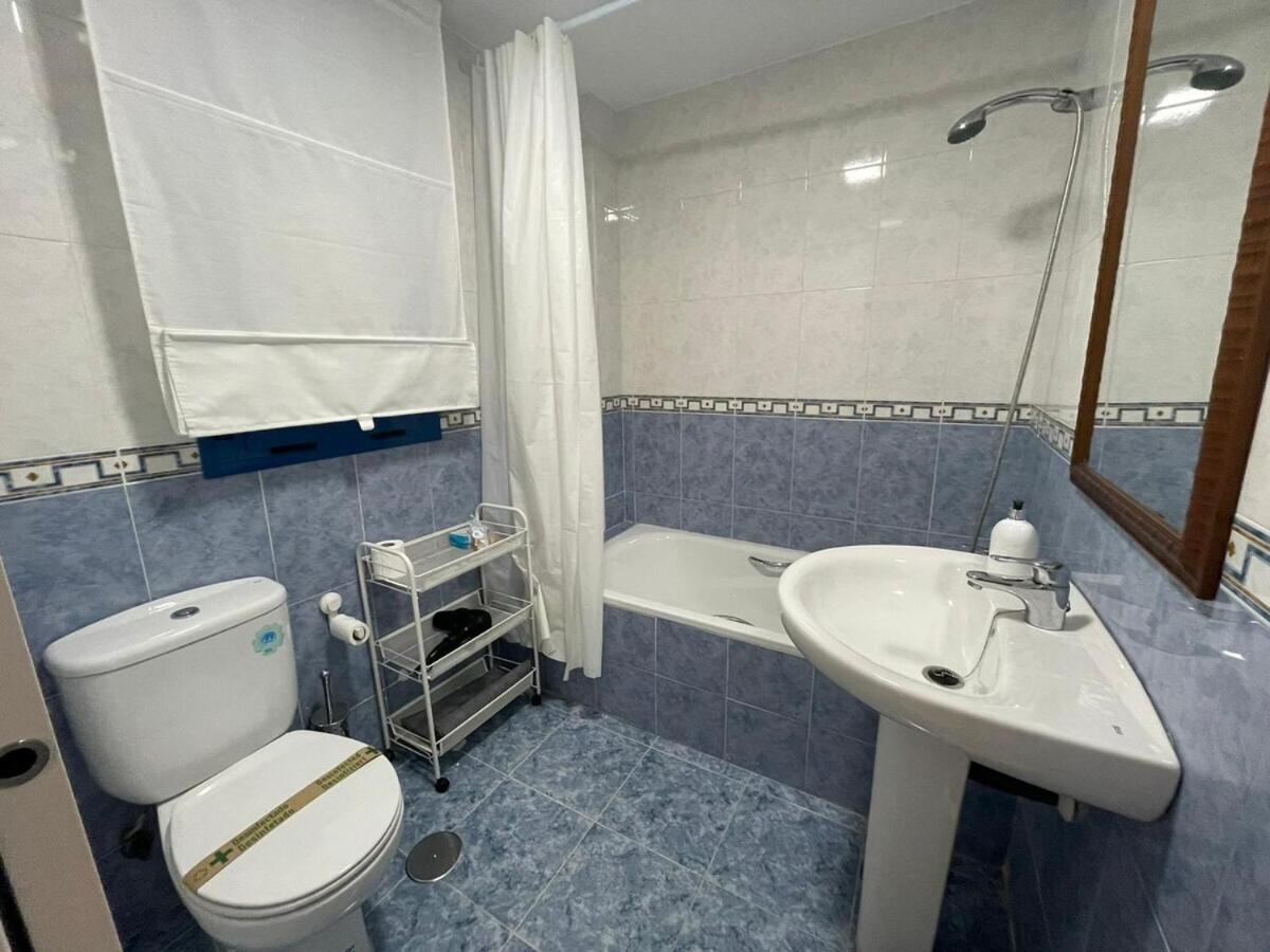 Calu Homes Cerca Playa De Huelin Málaga Eksteriør bilde