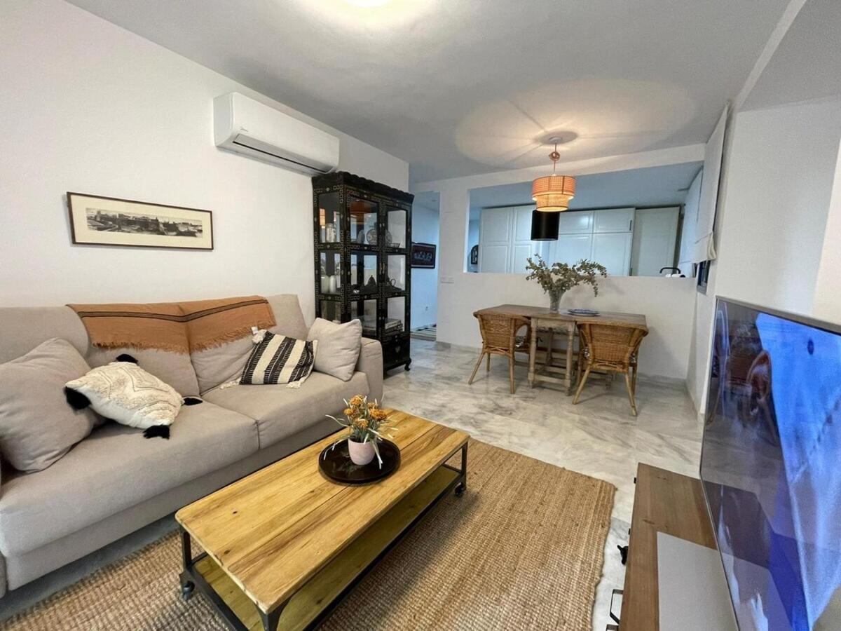 Calu Homes Cerca Playa De Huelin Málaga Eksteriør bilde
