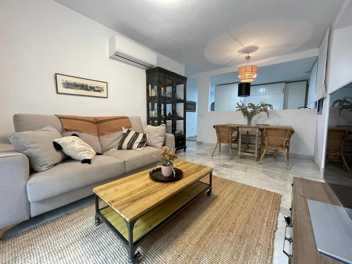 Calu Homes Cerca Playa De Huelin Málaga Eksteriør bilde