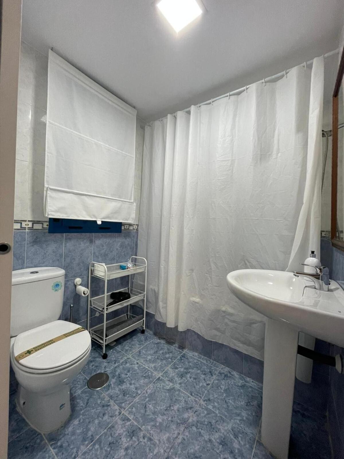 Calu Homes Cerca Playa De Huelin Málaga Eksteriør bilde